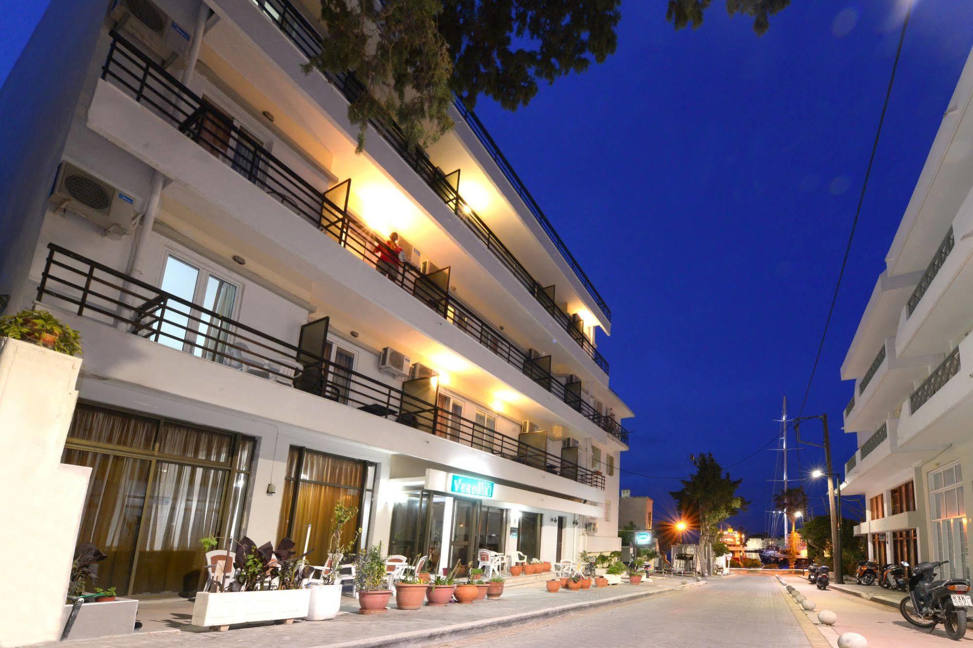 Otel Veroniki İstanköy